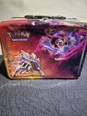Pokémon 2017 Tin Box